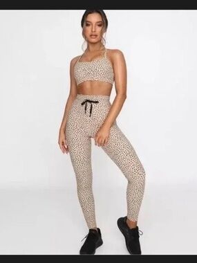 White Fox X Sarah’s Day Collab Leggings